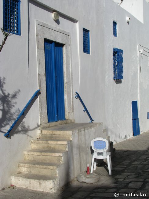 Clásica estampa del ritmo de vida mediterráneo de Sidi Bou Said