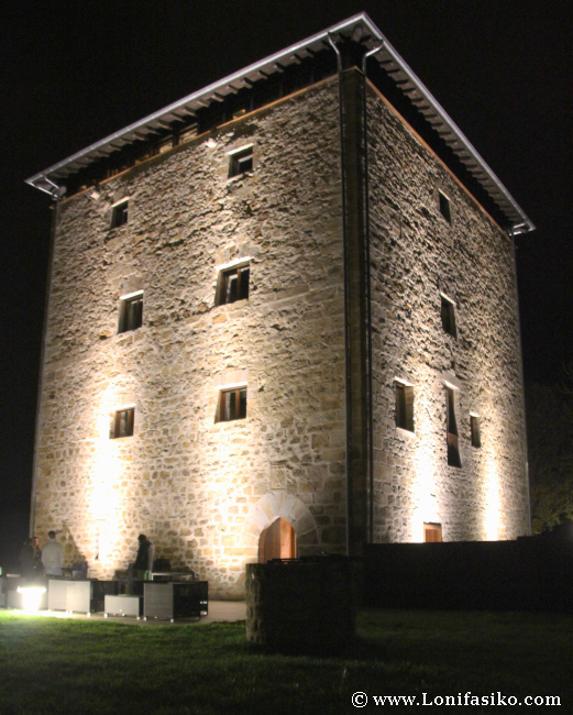 Torre Zumeltzegi en Oñati: Residencia Condes de Oñate