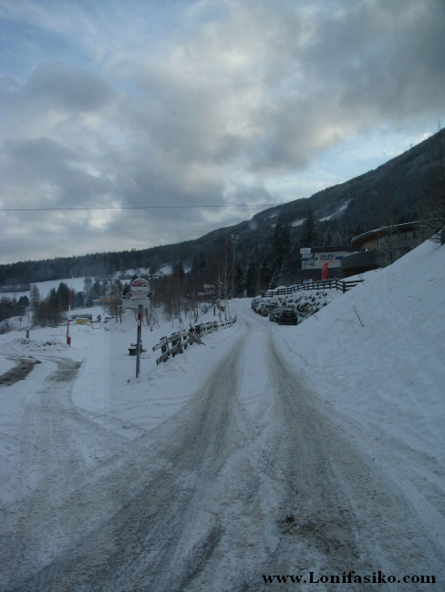 Parada de Olympiaexpress, acceso principal a la estación de esquí de Patscherkofel