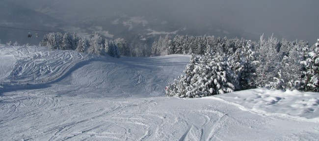 Estación de esquí de Patscherkofel, esquiando en la montaña olímpica de Innsbruck