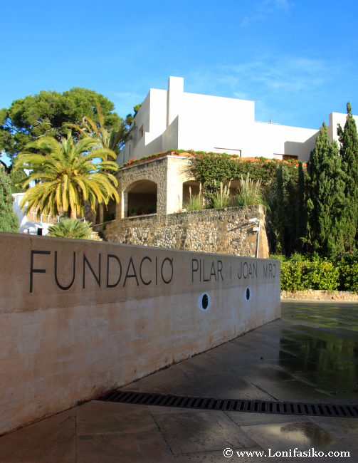 Entrada de la Fundació Pilar i Joan Miró en Palma de Mallorca