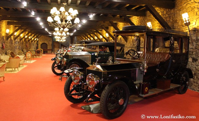 Colección de los Rolls-Royce más antiguos, en el último pabellón visitable