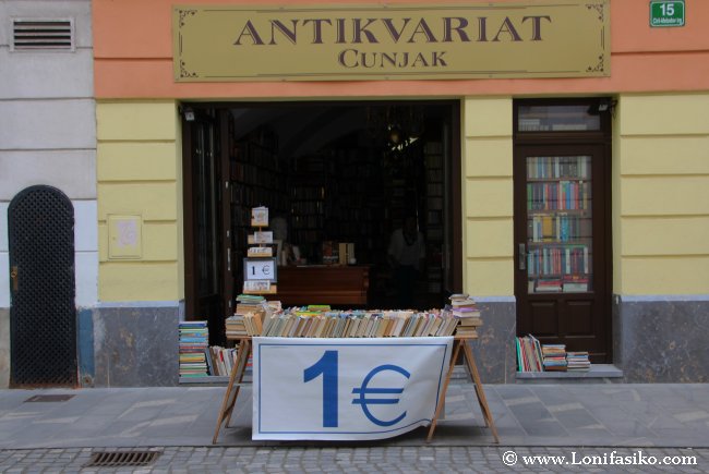 Librería y anticuario en Eslovenia