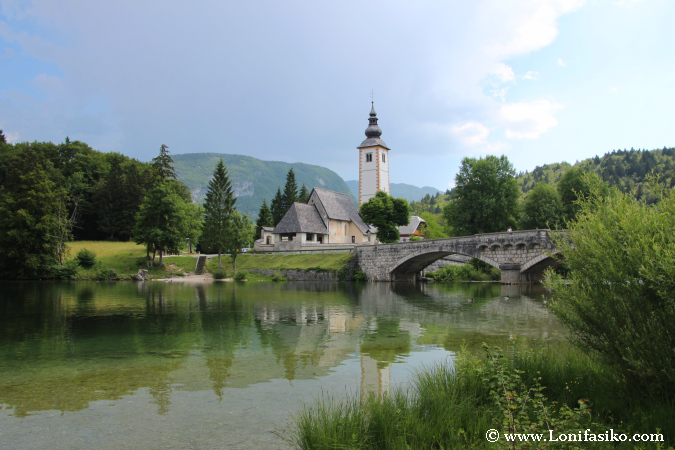 Visitar Lago Bohinj en Eslovenia, Alpes Julianos