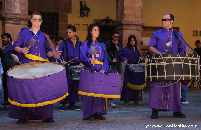Tambores en la Semana Santa de Teruel
