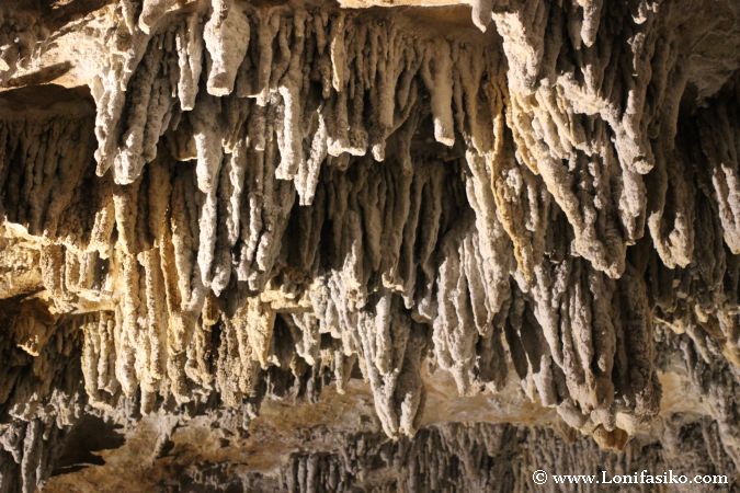 Estalactitas en las Cuevas de Urdax Urdazubi