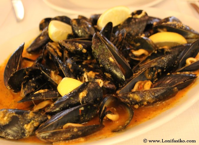 Mejillones a la Buzzara