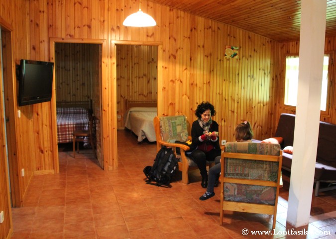 Interior de la cabaña
