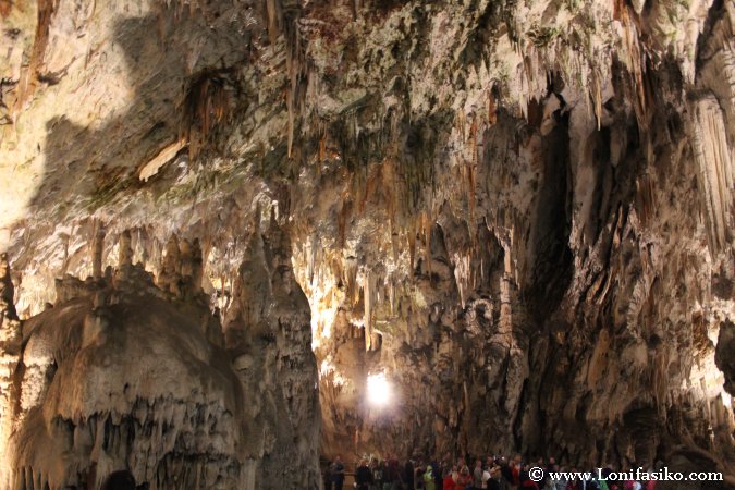 Qué ver en Eslovenia Cueva Postojna