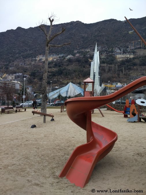 Parques infantiles en Andorra La Vella