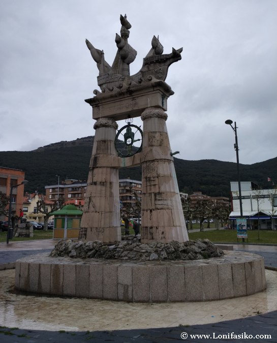 Juan de la Cosa Santoña monumento
