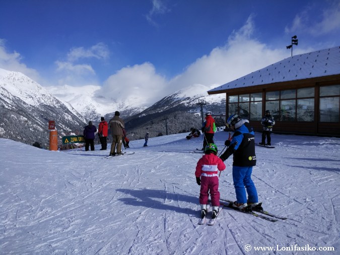 esquiar con niños andorra grandvalira