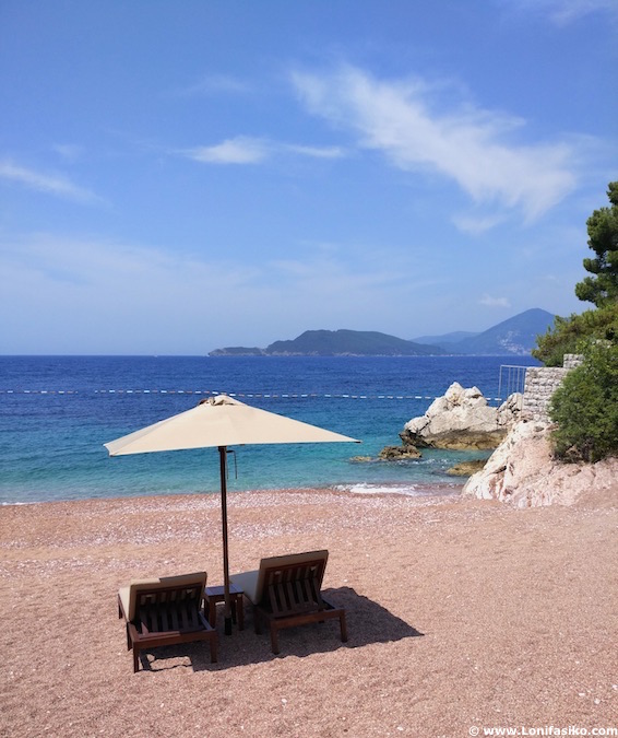 hoteles playa Montenegro lujo sveti stefan