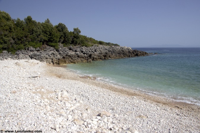 akuarium beach livadhi albania playas riviera albanesa