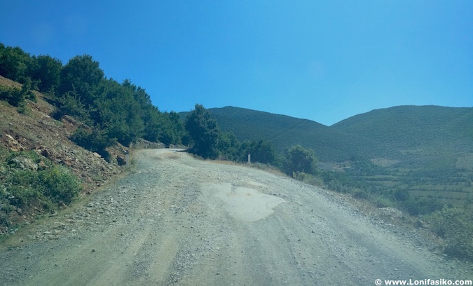 albania circular carreteras