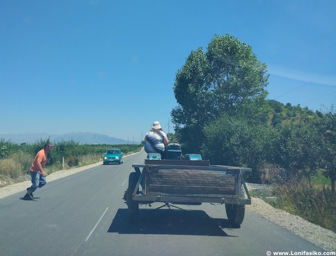 albania carreteras peligrosas