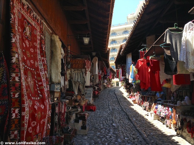 Bazar otomano de Krujë en Albania